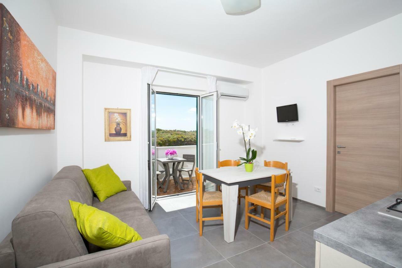 אפרטהוטל ויאסטה Svevo Sea House מראה חיצוני תמונה